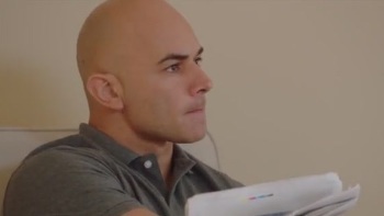 Amateur With Sunglasses On Is Ready To Devour This Huge Dong