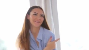 Angelina Castro's Driver Blowjob