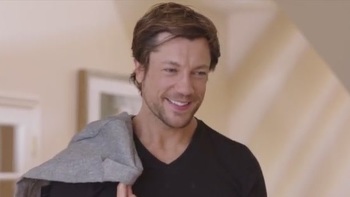 Asian-Filipina-Camchick-Dildo-Shaven-Snatch