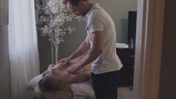 Auburn Falling On Topaz