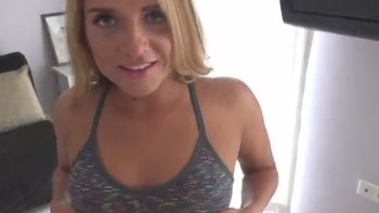 Bad Schoolgirl Try Her First Toy