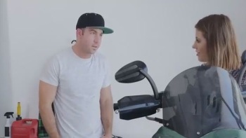 Busty Sexy Girl Lets Me Cum In Her Pussy