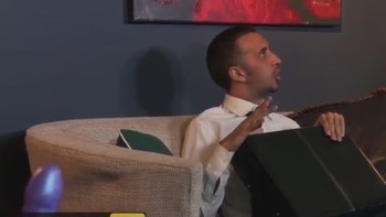 Dude Witnessed Tucker Breaking Up With Her Boyfriend And Swooped In To Console Her