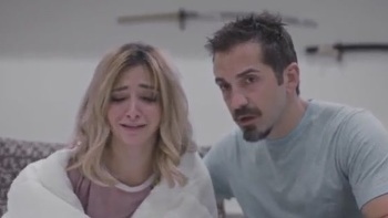 Goth Stepsister Masturbates And Squirts In Her Ancient Bed Wetkelly