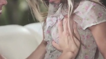 How Stunning Her Stems