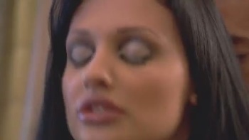 Incredibly Fine Blonde Spreads Her Legs And Masturbates Her Pink Slit