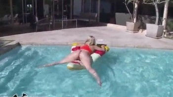 Indian Couple Sure Know How To Turn On Their Horny Side In Hotel Clip