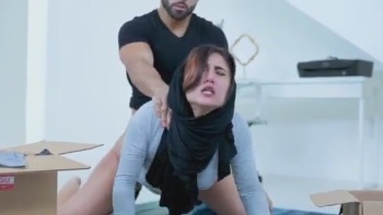 Lesbo Owm Go Two Wc Chicks Take Turns Masturbating