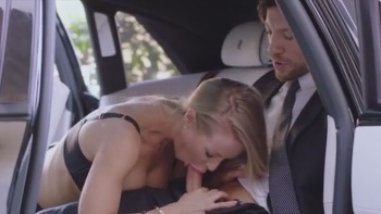 Payton Preslee Gets Wild