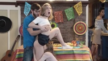 Pov Oral Jizz Horny Hot Brun Makes Him Cum