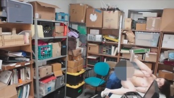 Sensational Bimbo Pleasuring Her Shaved Slit In Solo Action