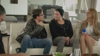 Sexy Amateur Asian Brunette Gets Fucked Hardcore!