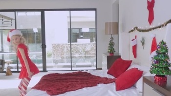 She Was In Front Of Her House Putting Up A For Sale Sign On A Boat