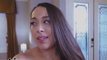 That Was A Fucking Hot Panty Tease , Watching Her Fingers Play With That Juicy Pussy Indside The Silky Sexy Pink Panty & Then Watching Her Finger Her Sexy Delicious Pussy