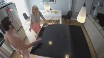 Thick 19 Yr Old Gets Fucked