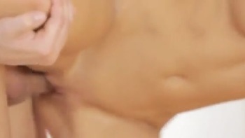 Violetta Stretches Her Butt